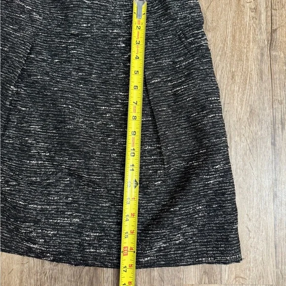 LOFT • Tweed A-Line Mini Skirt - Picture 4 of 10